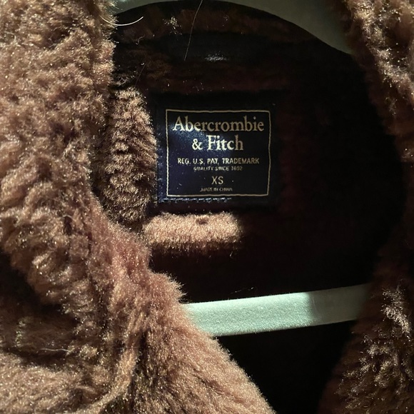 Abercrombie & Fitch jacket - Picture 2 of 3